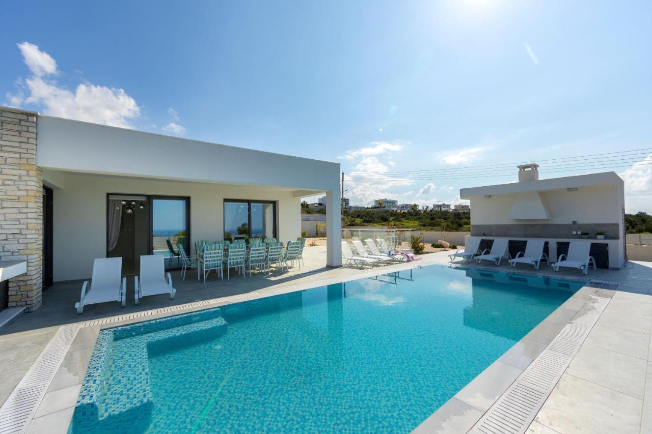 Villa Pleiades Пафос Екстериор снимка