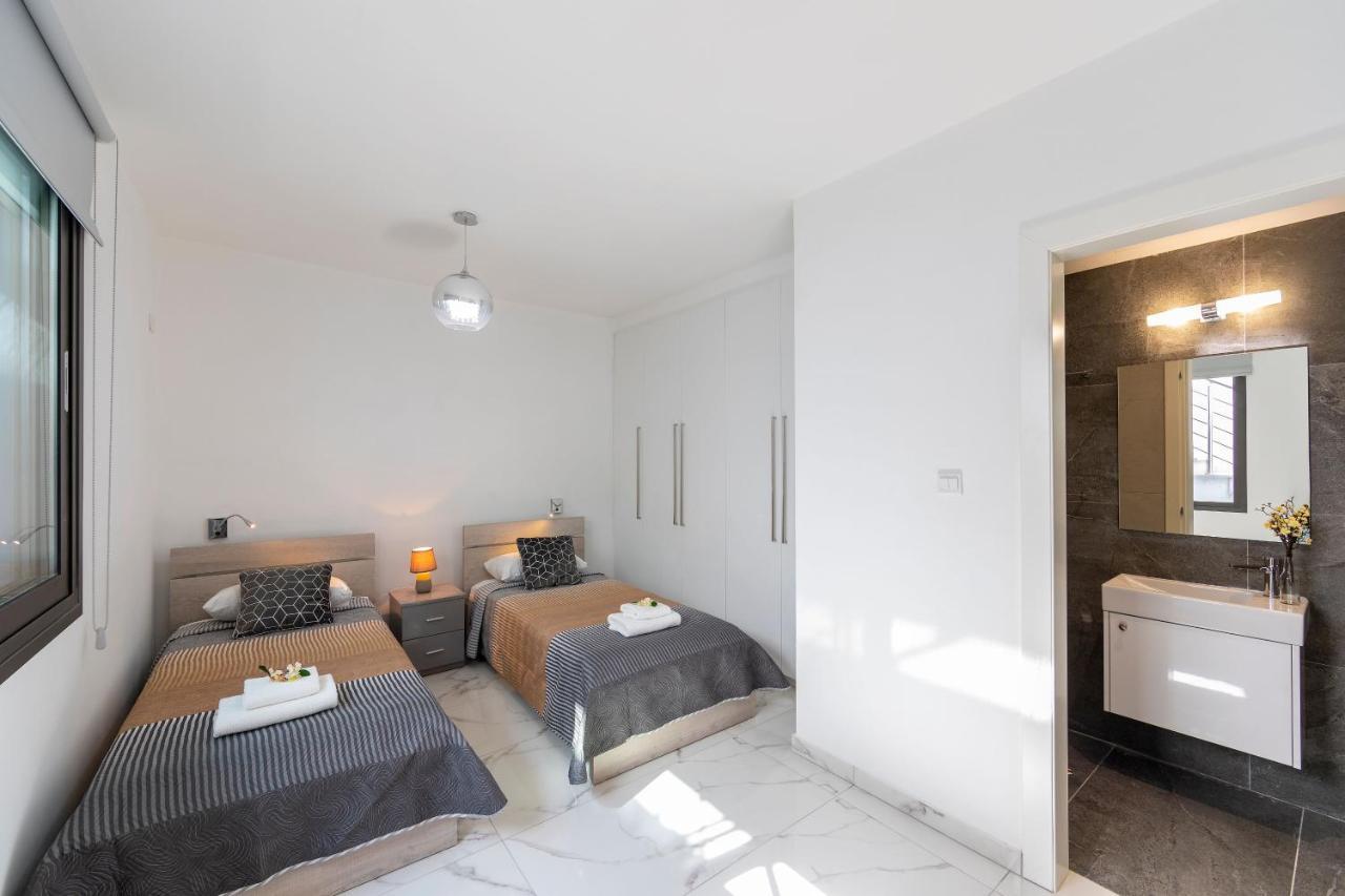 Villa Pleiades Пафос Екстериор снимка