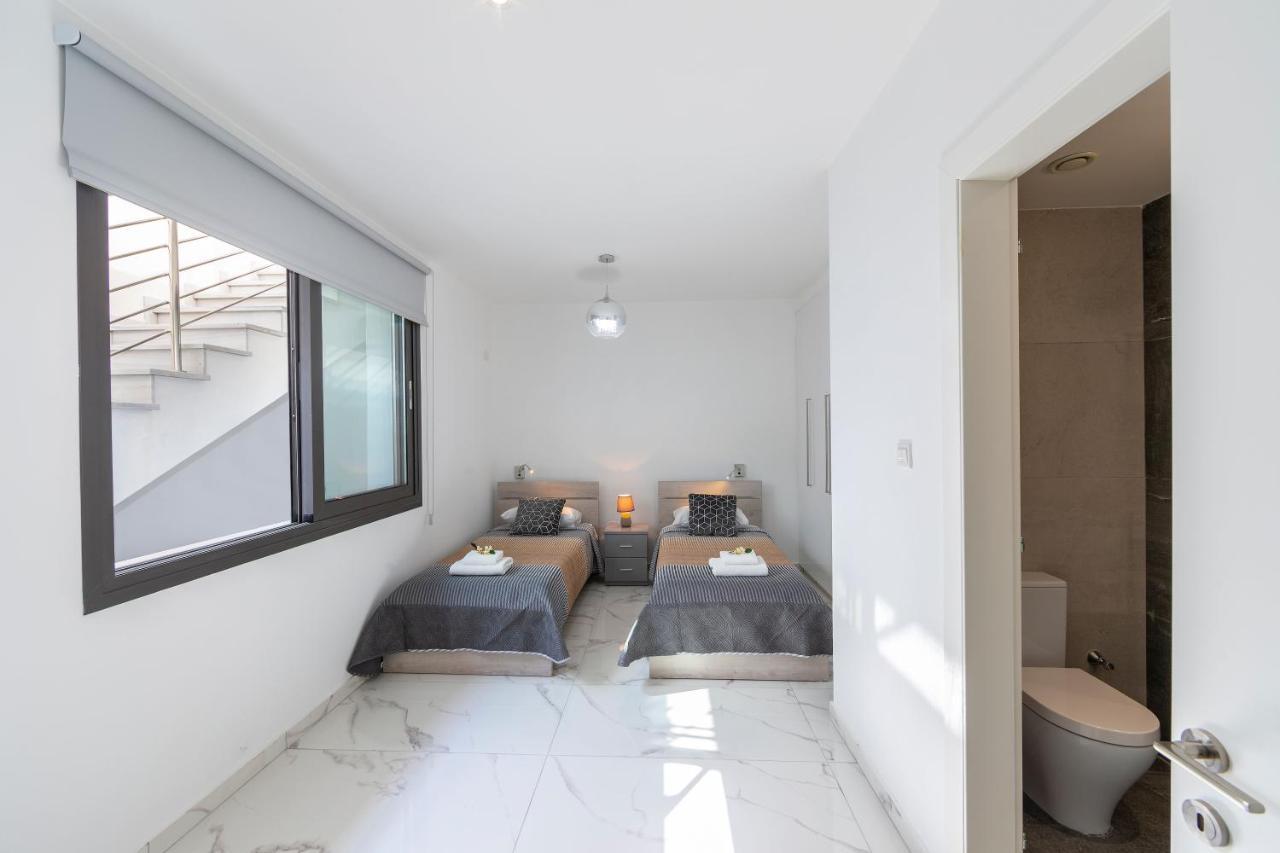 Villa Pleiades Пафос Екстериор снимка