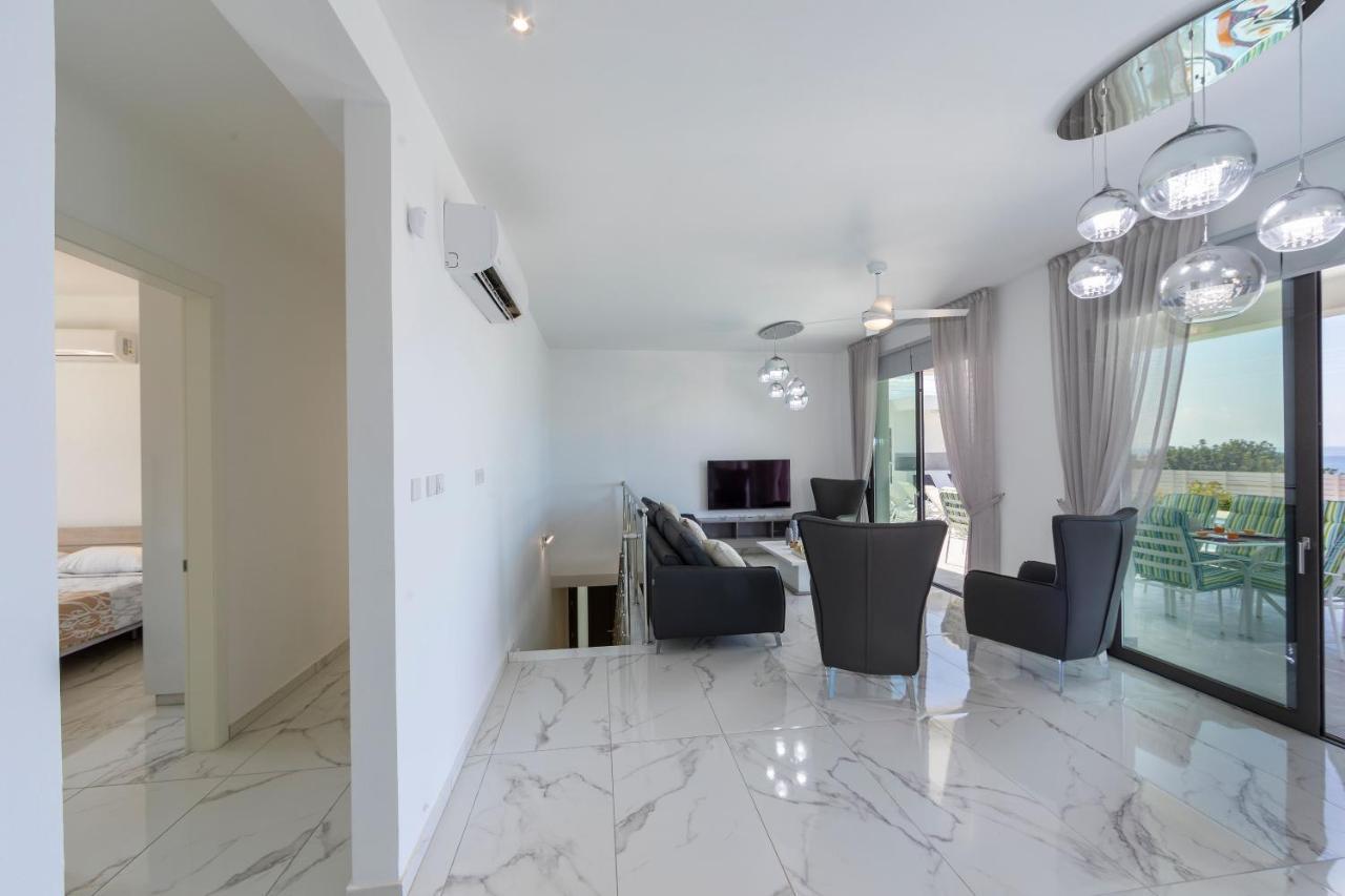 Villa Pleiades Пафос Екстериор снимка