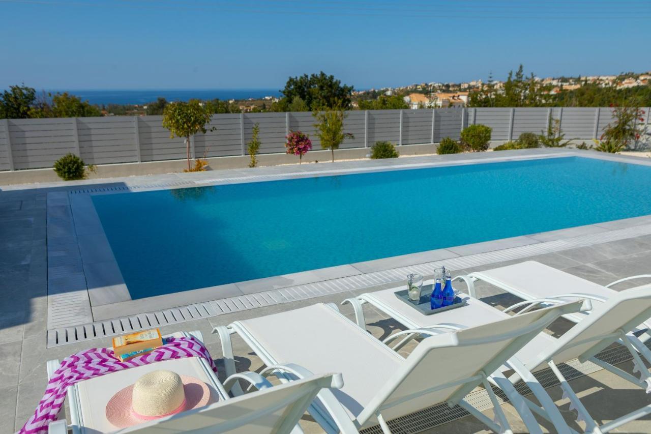 Villa Pleiades Пафос Екстериор снимка