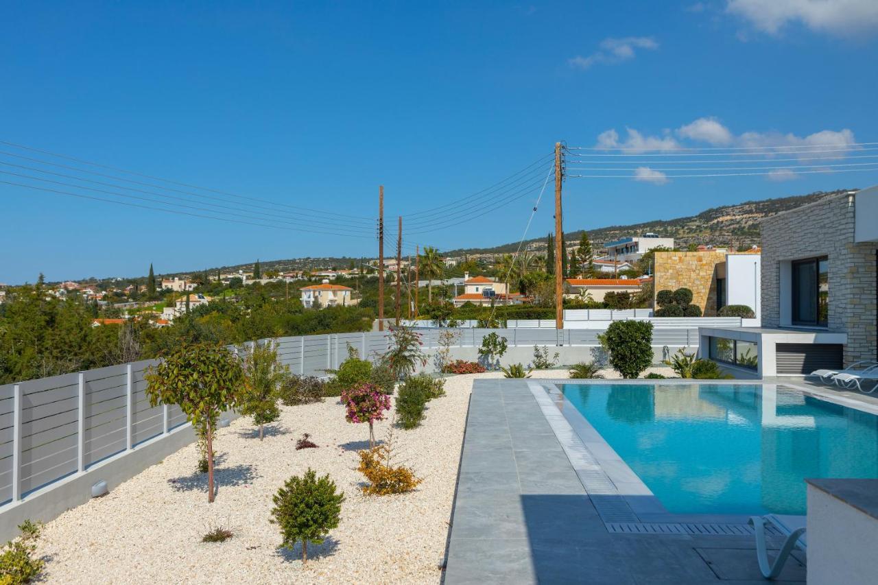 Villa Pleiades Пафос Екстериор снимка