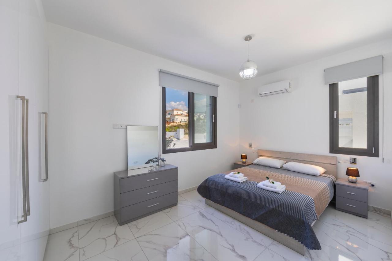 Villa Pleiades Пафос Екстериор снимка