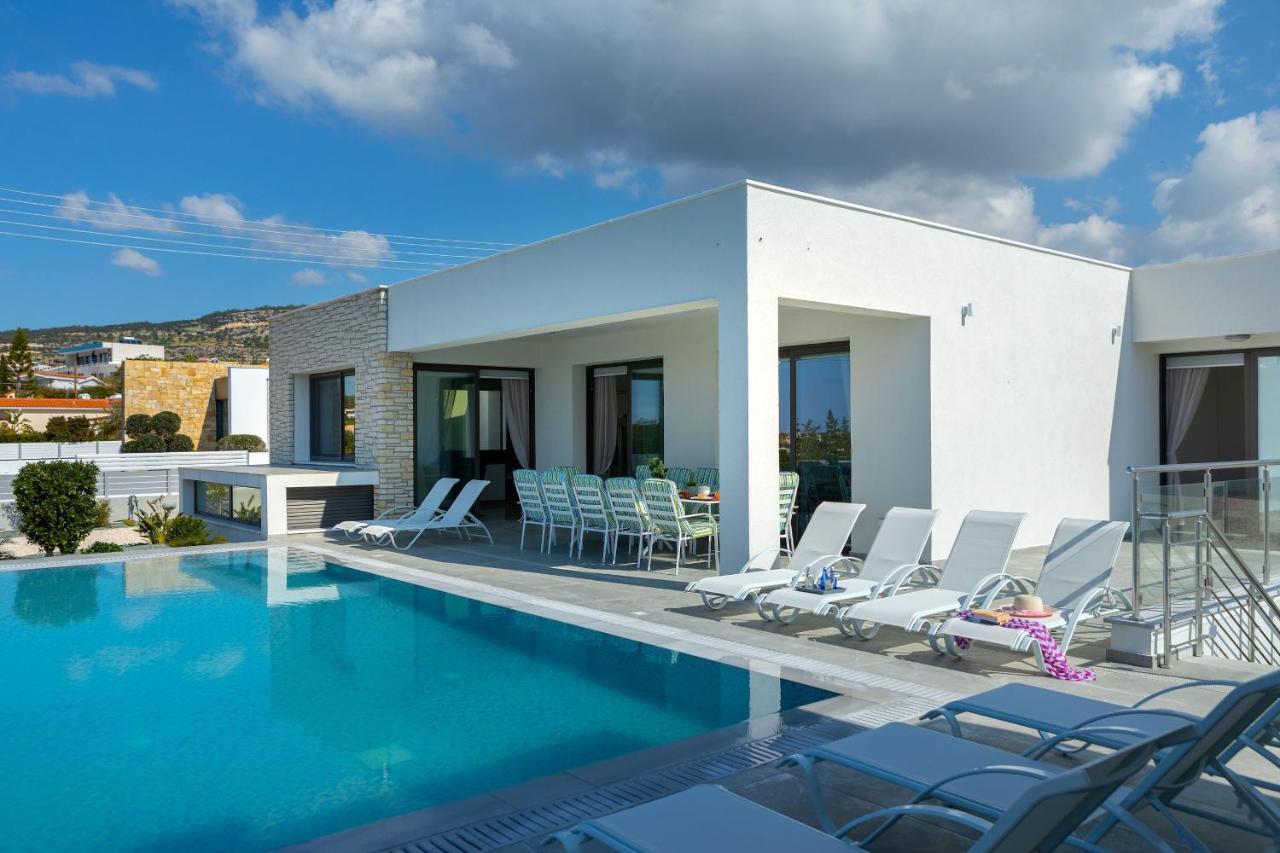 Villa Pleiades Пафос Екстериор снимка