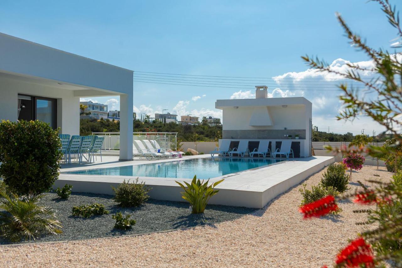 Villa Pleiades Пафос Екстериор снимка