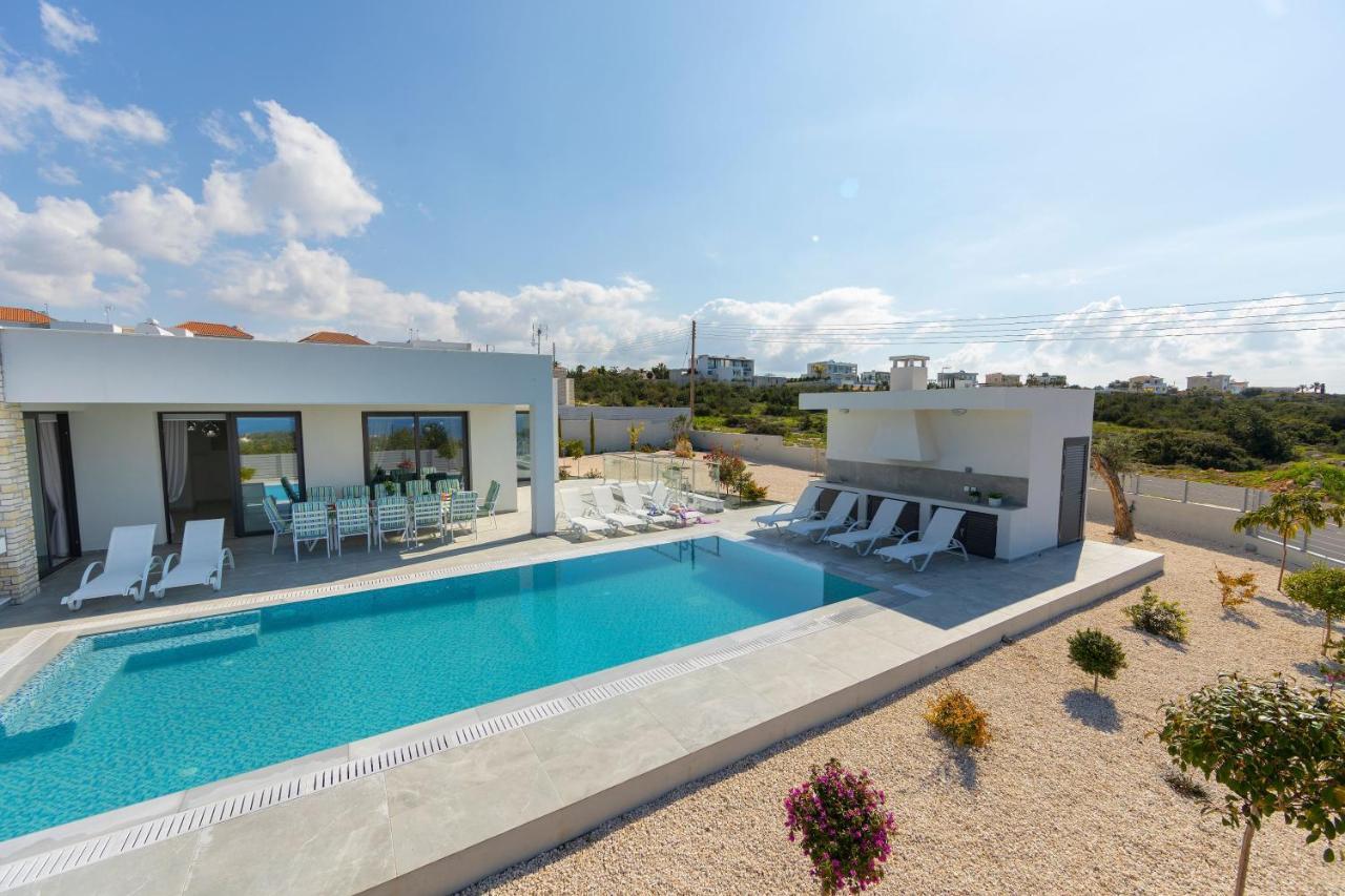Villa Pleiades Пафос Екстериор снимка