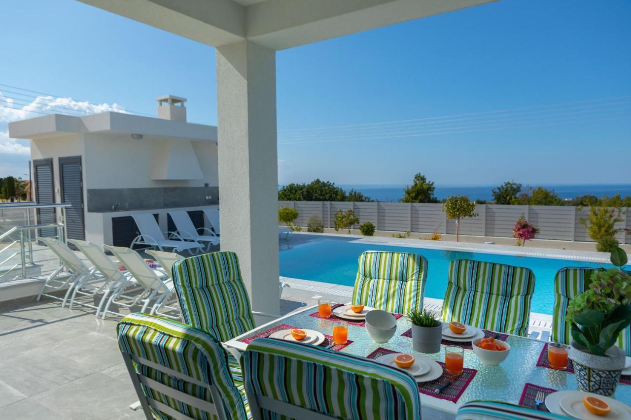 Villa Pleiades Пафос Екстериор снимка