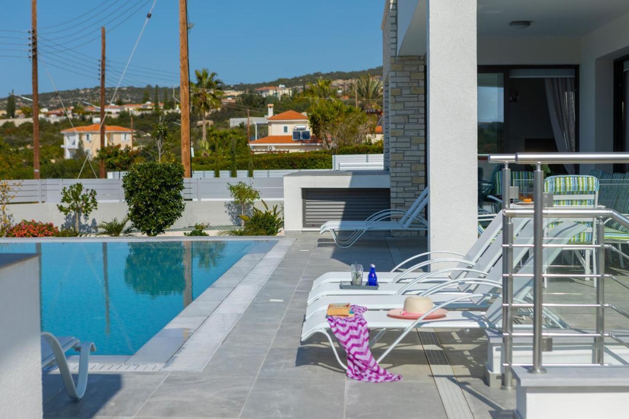 Villa Pleiades Пафос Екстериор снимка