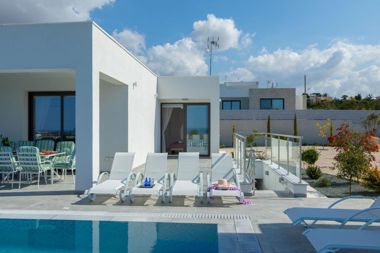 Villa Pleiades Пафос Екстериор снимка